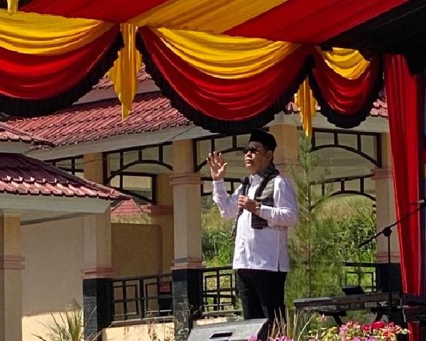 Bupati Solok, H. Epyaradi Asda, M.Mar, buka lomba ayam kukuak belenggek